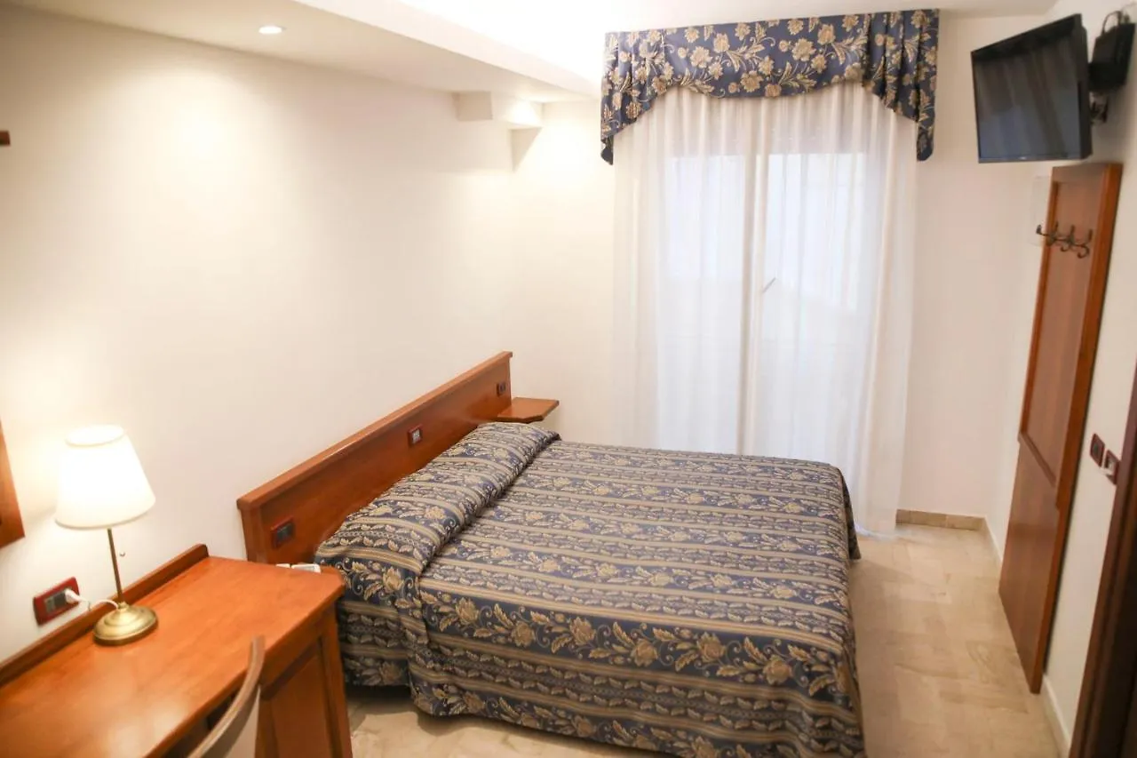 ***  Hotel La Giara Cefalù Italie