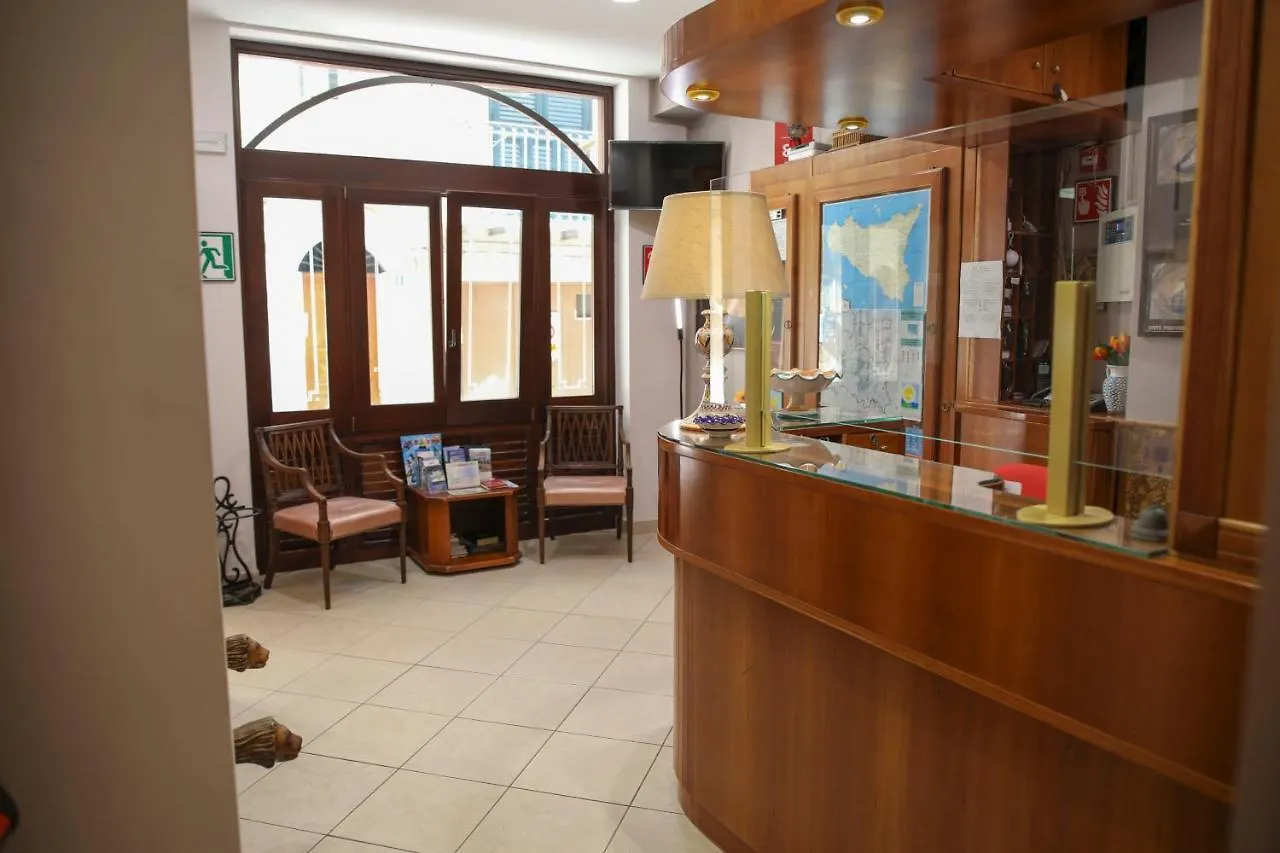 Hotel La Giara Cefalù