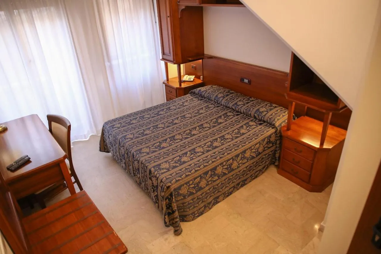 Hotel La Giara Cefalù 3*,  Italie