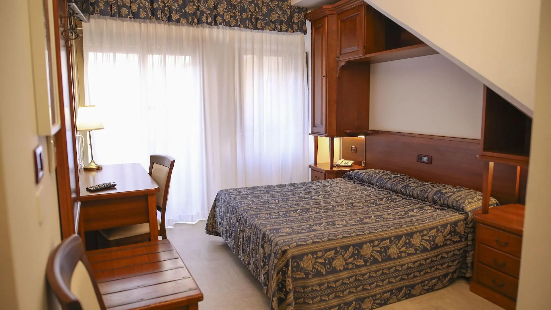 Hotel La Giara Cefalù