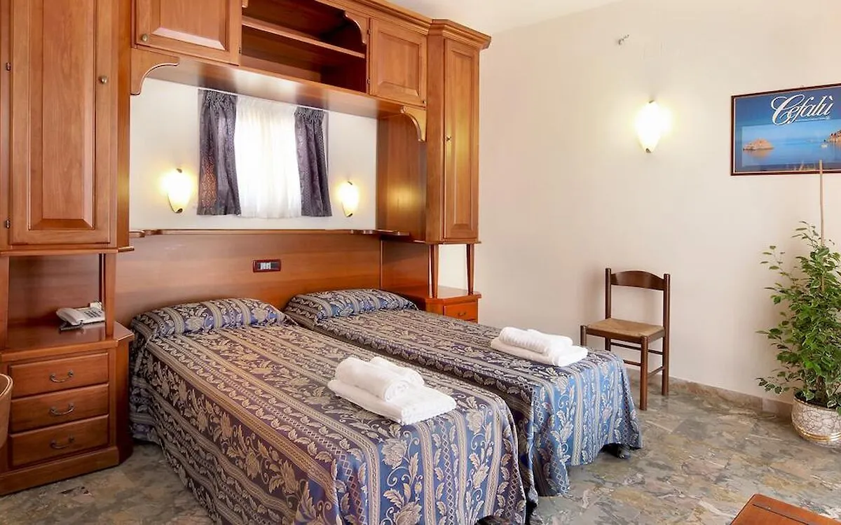 Hotel La Giara Cefalù